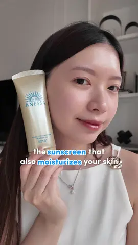 Looking for a sunscreen for dry skin with moisturizing content? This moisturizing content is found in ANESSA Perfect UV Sunscreen Skincare Gel.  #ANESSA #ANESSAID #ANESSAIndonesia #ANESSAFreeToShine 