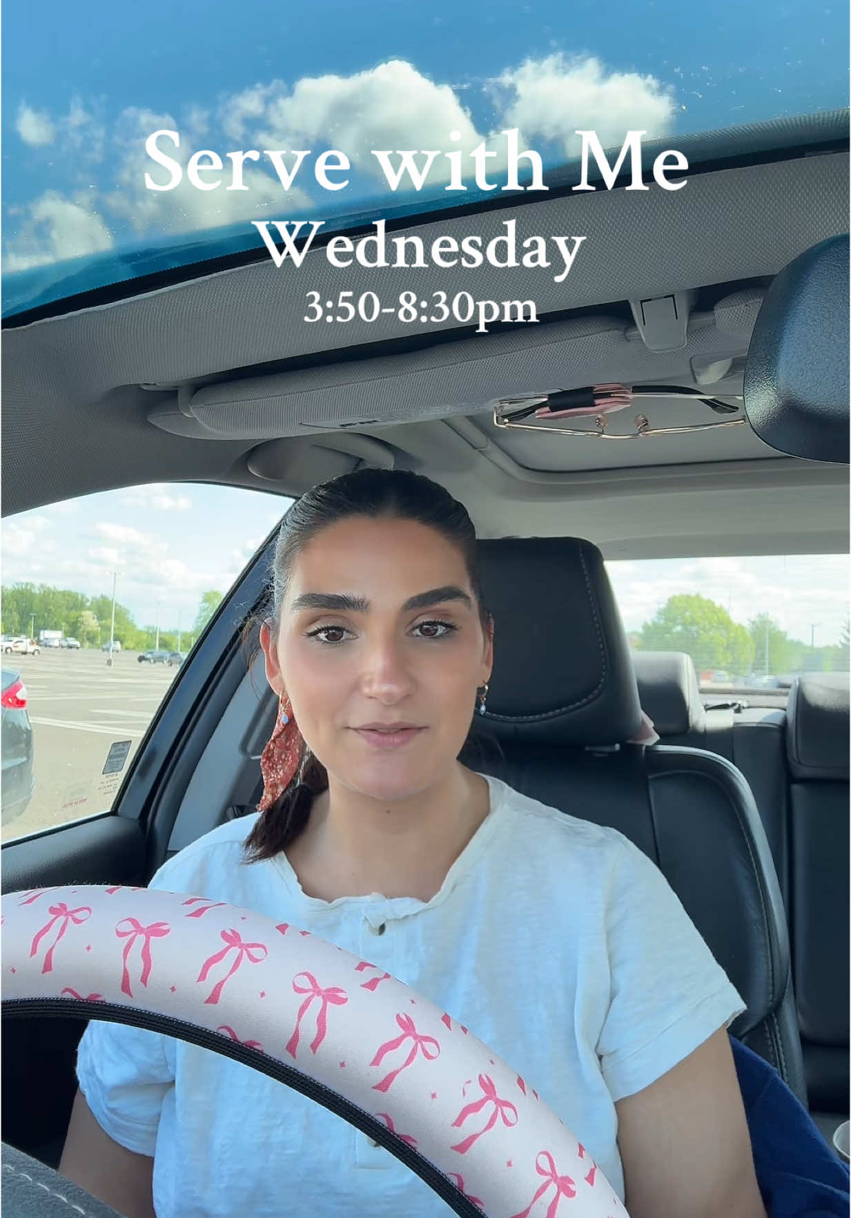 Server friends, what’s the slowest night at your restaurant? Cause apparently for me it’s Wednesday 🤪 #fyp #fypシ #server #serverlife #serverproblems #coworkers #workfam #work #workwithme #workvlog #minivlog #Vlog #mom #teacher #workingmom #teacher #secondjob #otb #tacos #wednesday #humpday 