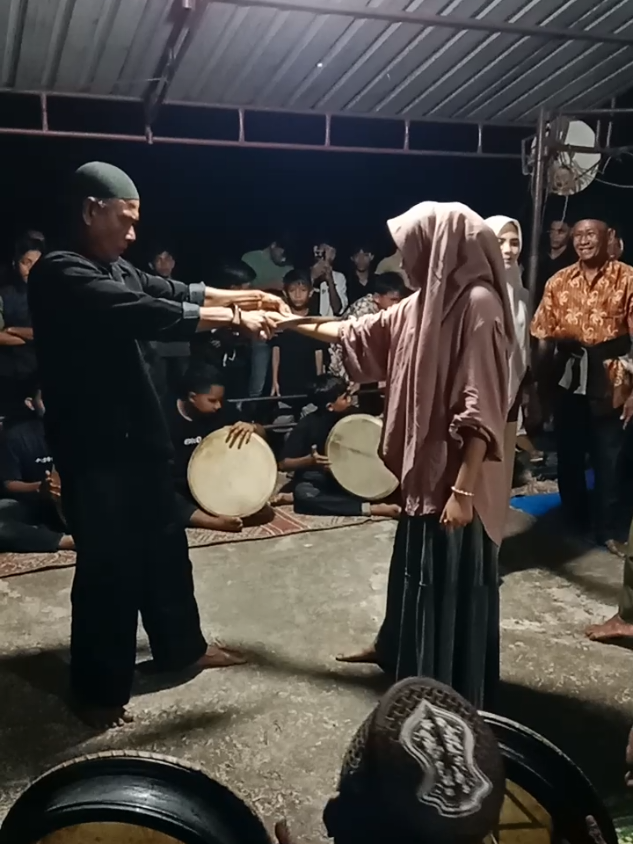 #kesenianaceh  #kasacehselatan # #Debusaceh  #perempuanmaindebus