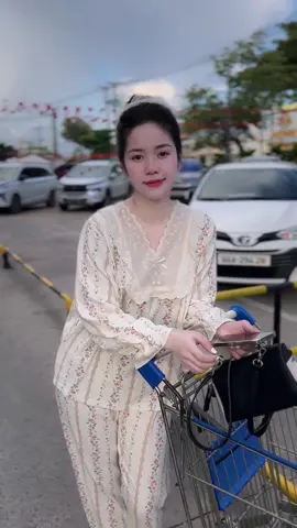 Việc của anh là phải thương em mà 🥰 #xh 