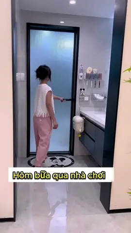 Xịt Là Sạch boong Mà Không Cần Chà Rửa, Dọn Dẹp Mà Như Này Thì Sướng Quá Phải Không Các Chị Em #binhxitbottuyet  #binhxittoilet