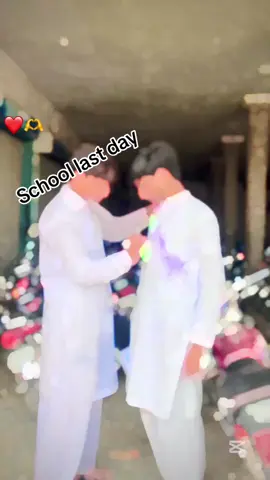 School last day #unfrezzmyaccount🙏 @Sudais khan @🇬🇱FAHAD BOSS 506 BRAND🇬🇱 @꧁༒☬𝓝𝓸𝓶𝓲☬༒꧂ @❤ROHAIL KHAN❤ @♨☞  𝓐ｄdƳ 𝔨𝐡𝒶Ｎ👑 @🚩AFAQ پختون🚩 @🦅شعبان  دادا🦅 