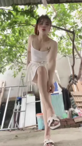 Mé con muỗi này:))