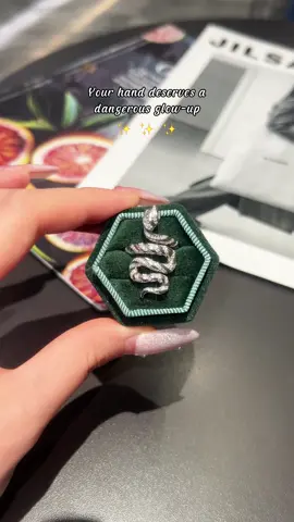 Sparkling Moissanite Snake Jewelry Slithers into Style🐍💎#tiktokshoprestock #tiktokshopmothersday #delzzadjewelry #moissanite #foryoupage #giftideas #ring #prom #snakering #ootdfashion 