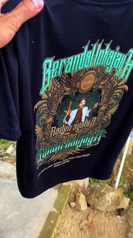 klik keranjang untuk pembelian produk #pancawangsa #kaospancawangsa #brojomusti #brandal #lokajaya #walisongo #radensahid #braja #brajamusti #brajamusti #brajamusti_yk #kaosdupo #budayaindonesia #budayaindonesia #kaosjawa #kaosmotivasi #butocakil #rajahkolocokro #satriondugal #jawadwipa #kaosdistro #pancawangsa 