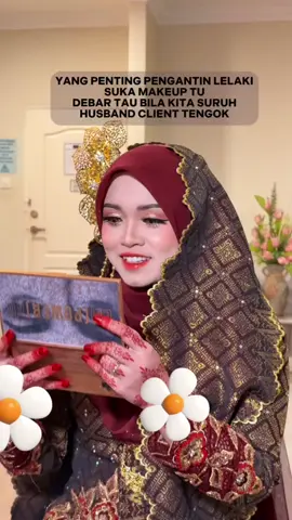 PEGANTIN BAJU MAROON. . makeup doll , makeup pengantin mata besar. . . #muakl #muaklselangor #muaselangor #muasgbuloh #muarawang #muasungaibuloh #muaijok #muapuncakalam #muaklang #muacheras #muadamansara #muasubang #muashahalam #makeupsanding #makeupselangor  #makeupnikahkl #makeupnikahselangor #muaputrajaya #makeupsandingselangor #muapj #muasubang #makeupsandingselangor #muagombak #muabangsar #muaampang #muaijok #muakeramat #muaelmina   #makeupsandingklselangor #muaampang #muasubang #muakuang #muaputrajaya  #muaklang #muakepong 