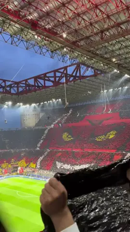 متى نشوفك متهني 💔 #milan  #forza_milan  #ميلان #acmilan  #foryou  #fyp  #فورزا_ميلان 