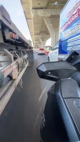 ชอบเวลารถติดมาก มันมุดสนุกดี 😂#xmaxดิว่ะ #xmax300thailand #สายมุด #พระราม2 