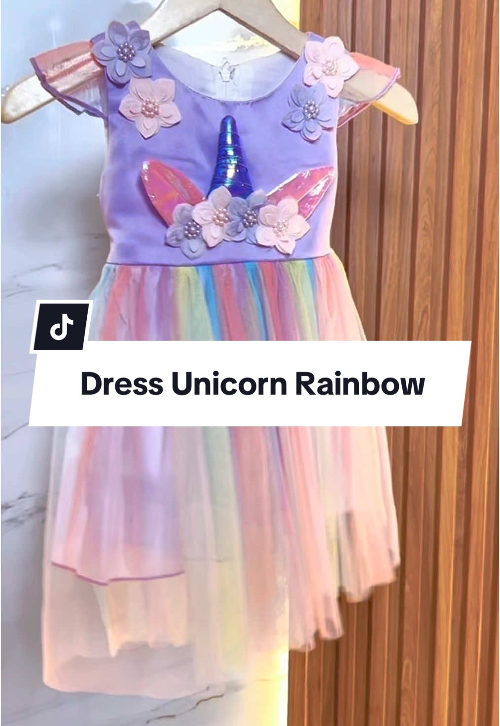 Makin menggemaskan kalau si kecil pakai dress unicorn rainbow💕 #dresspesta #ootdanak #dressunicorn #bajuanak #bajuanakperempuan #rekomendasibajuanak #fyp #ootdpesta 