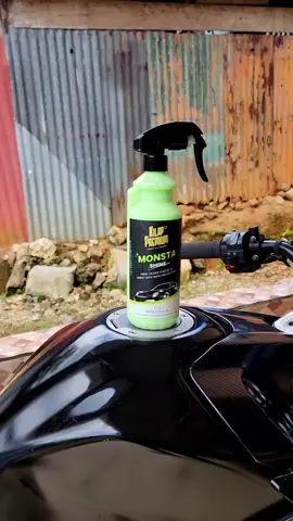 Pengkilap body Monsta Shine. #kilappremium #pengkilapmotor #pengkilapbodymotor #pengkilap #silikon #monstashine #pengkilapbody 