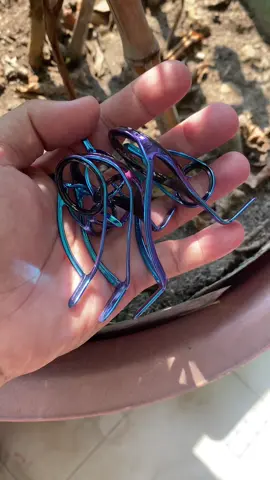 ---Khách vip ghé  ---Lại chốt đơn 1 cây raptor x max sơn titan khò khoen TZ T1  ---Hãy yên tâm đến với bé tèo ---Khoen điện phân màu xanh ánh tím ---Đi với sơn titan khò + bào ngư ---Ko đẹp là cho lun cây cần + zá dô cuốn zọng em 8 cái  ---🤣🤣🤣