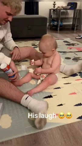 A baby’s laughter is healing#Love #happy #happybirthday #baby #cute #cutebaby #hh #tiktok 