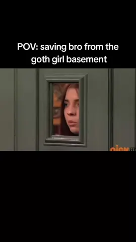 @Q_HUDSTER ™ @callmemaybe @Jacoblovesfish🎣 @duck animations 🙏😭                     #gibby #icarly #icarlyedit #gothgirl #goth 