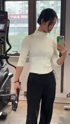 Áo khoác thể thao dài tay Gepo #Gepo #gym #Fitness #gymmotivation #GymLife #trending #dotapnucaocap 