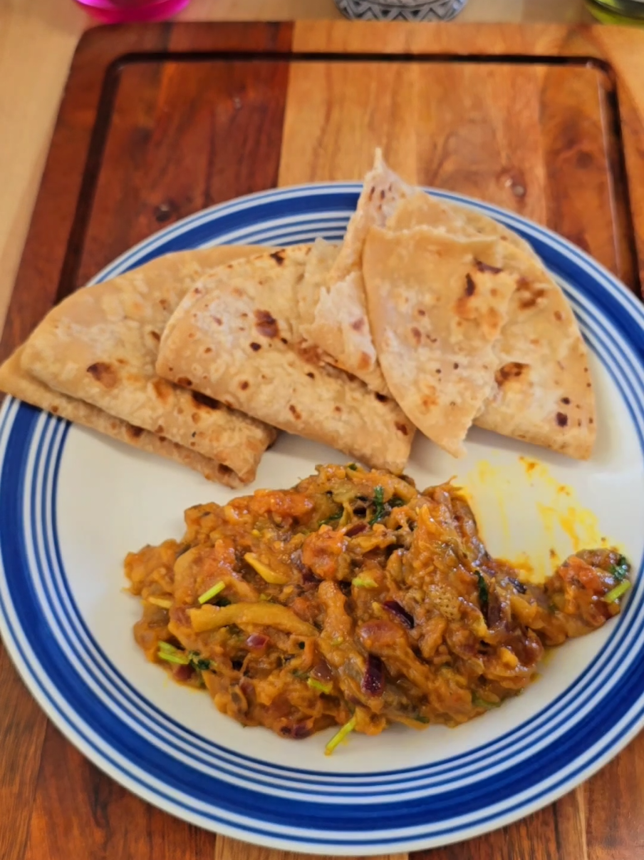 बैगुनको भर्ता #baigunabharta #bharta #eggplant #brinjal , #aubergine #foryou #foryoupage❤️❤️ #fyp #foryoupagе #himalayanmumsrecipes 