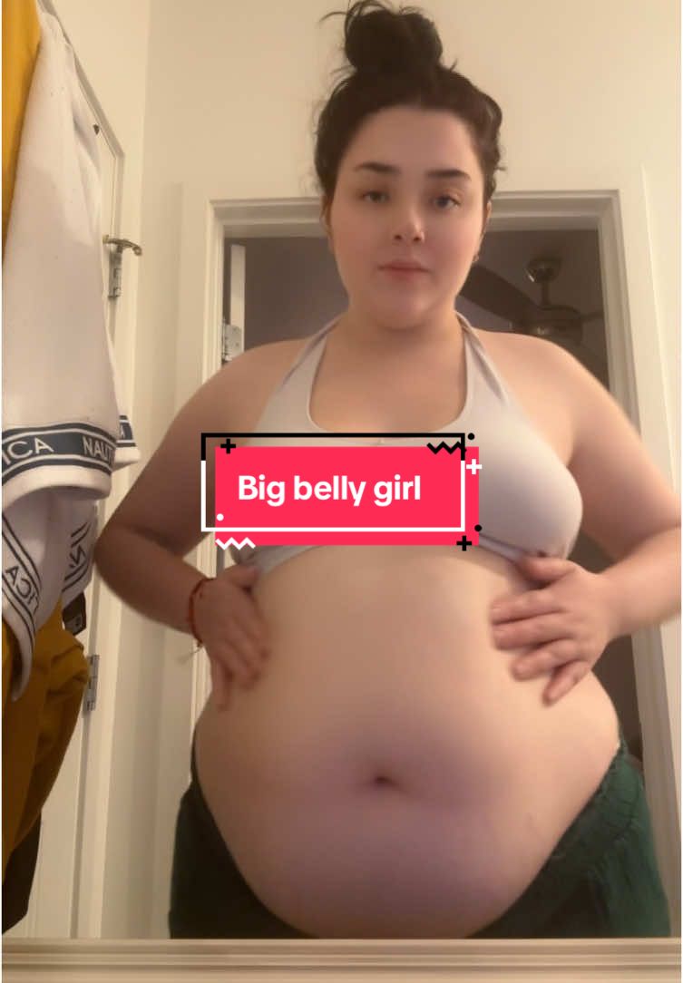 My belly’s been craving a little attention xoxo 😜 #feelinggood #satisfying #Foodie #cravings #curvy #curve #plussize #bigbody #bigandbeautiful #fullmood #fyp #fyppage 