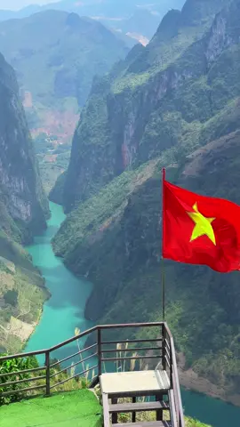 Như một bức tranh - Sông Nho Quế - Hà Giang #donglongbong #hàgiang #songnhoque #mapileng 