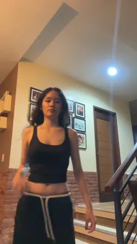 pwede na yan [dc ??] #fyp #05 #filipina #dance #waist #sobranginit