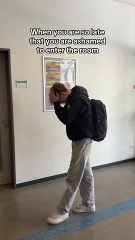 Just skipping class atp 🏃‍♂️#abi27 #schule #fyp #school #ef #GaM #gymnasium #germany #foryoupage #fürdich 