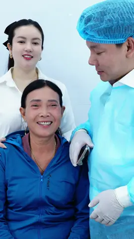 Giúp chị thay đổi khuôn mặt nhờ căng da cấy mỡ tìm lại tình yêu bao năm #cangda #caymo #lamdep #xuhuong #viral #thammyvien #phimhay #nguoithuong 