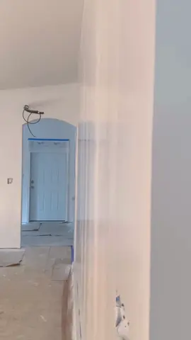 VERY IMPORTANT STEP! Back Roll your spray paint for a perfect finish.  #construction #homerenovation #renovation #DIY #realestate #design #entrepreneur #tools #remodel #interiordesign #carpentry #woodworking #painting 