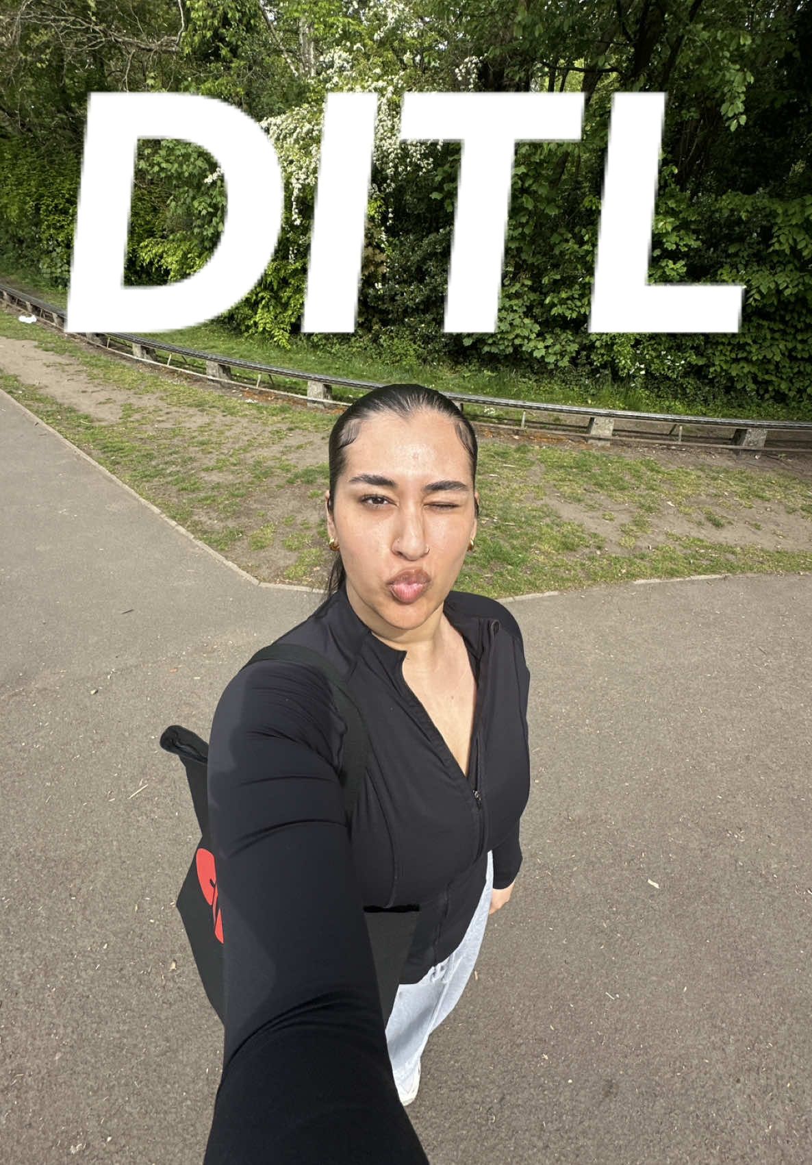 DAY IN THE LIFE! 💻🎞️ | finally full time in this game Alhamdulillah! lots of work to be done, so much to learn and figure out but imma get there!  update: the podcast did its big one! we back to posting consistently :)  #dailyvlog #ditl #djiosmo #freelancer #videoeditor #Vlog #ditl #creative 