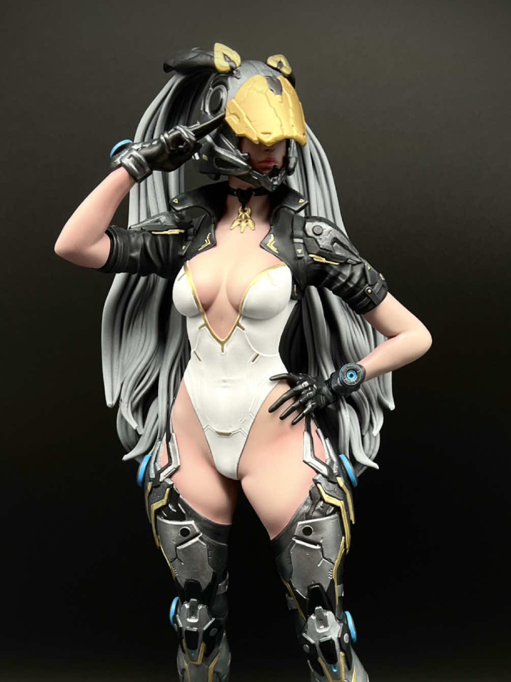Ultimate Bunny - The First Descendant 🛒🔗 Collectible statue NOW available: monkastudios.etsy.com . 