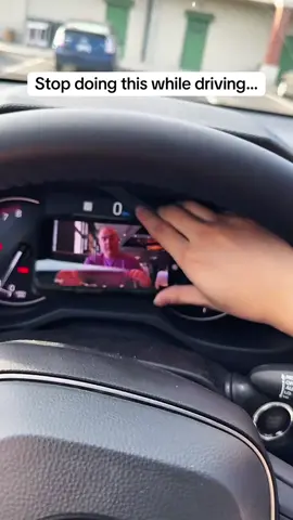 This is the cheapest it’s ever been #carplay #autosky #netflix #caraccessories #cars 