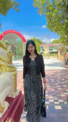 ပြန်ဆုံမယ်ဆိုပီး ကတိတွေပေးပီး 🥰အဝေးဆုံးကိုပြေးထွက်သွားသူရေ💔#viweရှယ်ကျနေတာ
