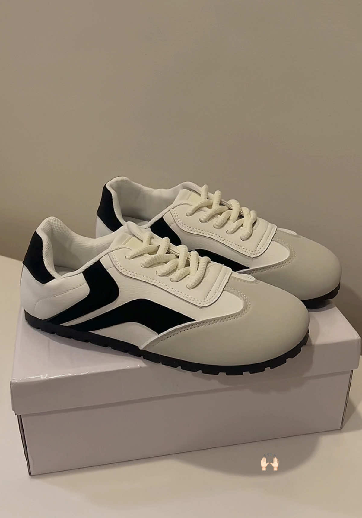 fave shoes! ✨ #fyp #blackshoes #lowcutshoes #shoesforwomen #shoesformen #shoes #blackandwhite #sapatos #sneakers #aesthetic #shoescheck #shoeslover #shoesrecommendation #casualshoes #everydayshoes #OOTD #basicfit  #newstock  #paydaysale #pinas  #outfitideas #formen #forwomen ##outfitinspo #outfitoftheday #aestheticshoes #paydaysale #aesthetic #whiteshoes #blackshoes #pinay #pinoy #estetik