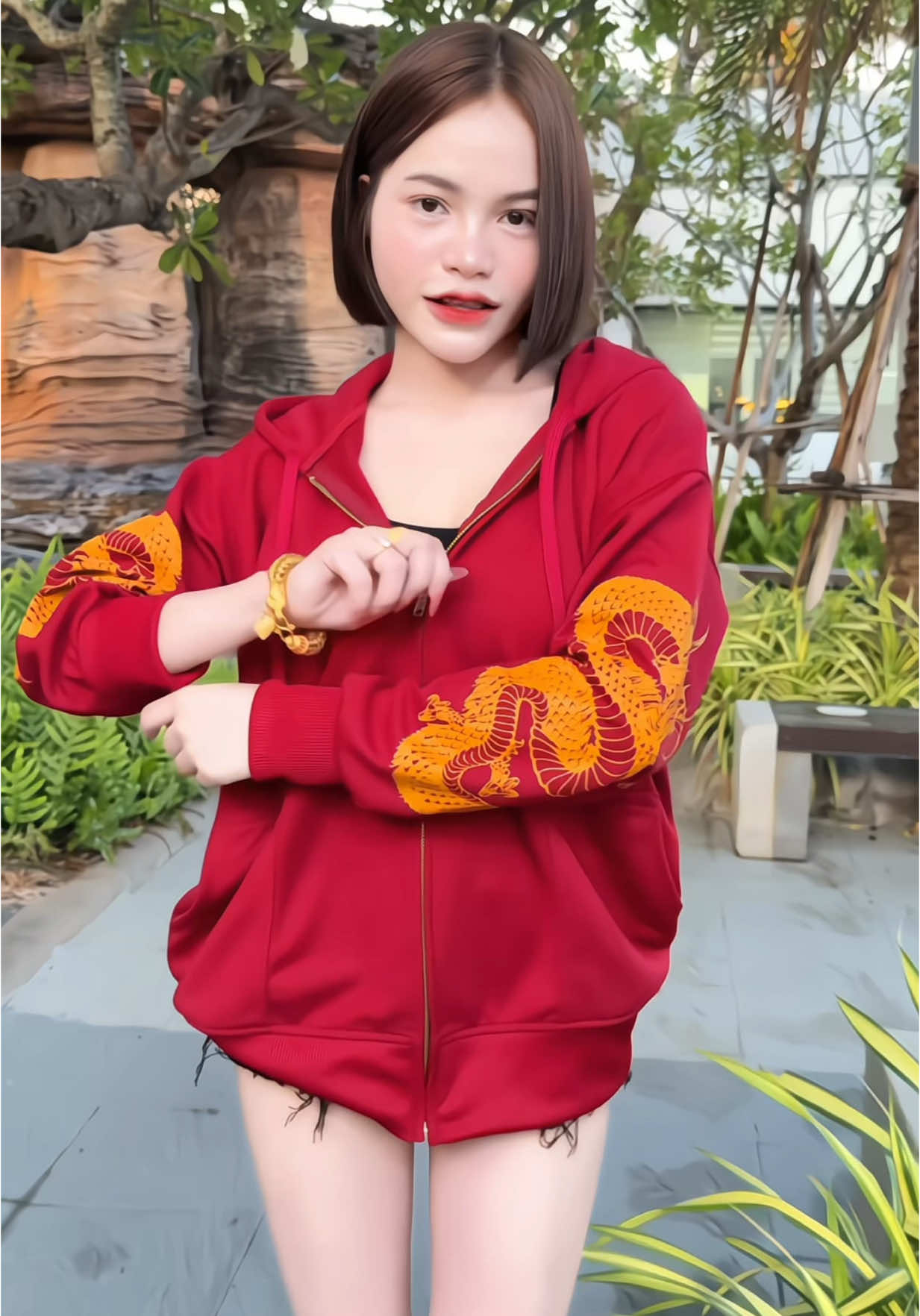 พิกัดเสื้อแขนยาวสวยๆคับบ🐉🐲