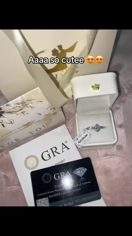 Colek ayang kalian juga biar di beliin 🤪#cincin #chardwakejewelry #jawerly #cincinwanita #perhiasantitanium #perhiasanwanita #acsessories #fyp #cincincouple #fyp #xcyzbca #supranatural 