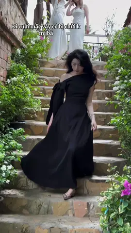 #xuhuongtiktok #xh #trending#fyp #fypシ #vairal #hanhsino97 #thoitrang #thoitrangnu #quanao #fashion #fashiontiktok #phoidoxinh #oufit #mixdo #style #❤️#LearnOnTikTok #phoido #macdepmoingay 