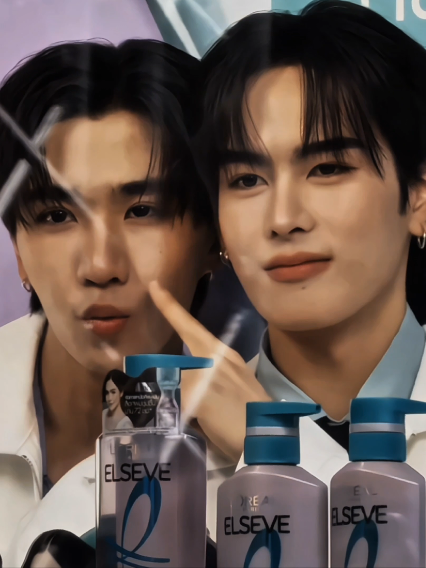 Thank you PerthSanta for coming into my life and make it so much happier I hope you two stay together for a long time #perthsanta #santapp #santapongsapak #perthtanapon #foryou #fyp #thailand #dontflop 