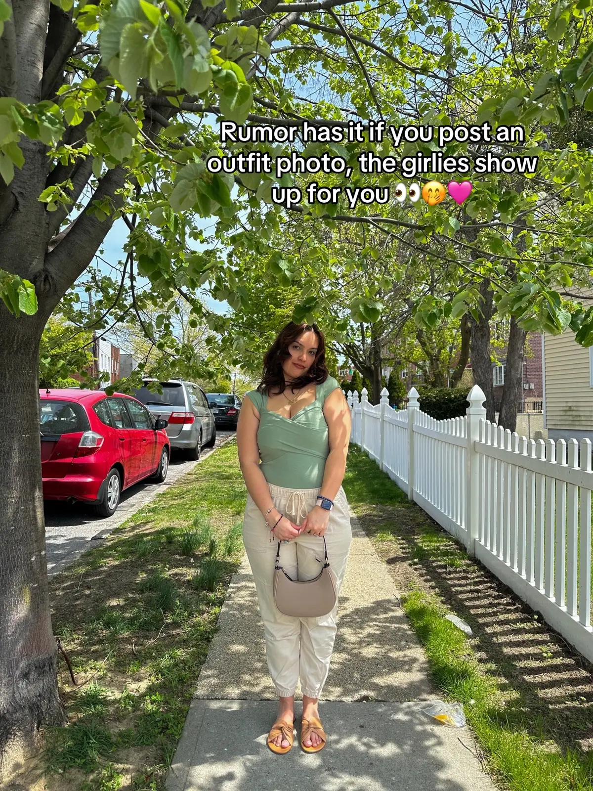 The internet girlies are the BEST 😭🫶🏻 #howtogrowontiktok #girlsgirlsgirls #justgirlythings #girlythings #girlytok #smallcreator #trendingsong #growthtiktok #fyp #girliesonly #girliesoftiktok #girlies #nycblogger #latinacreator #girlssupportinggirls #womensupportingwomen 