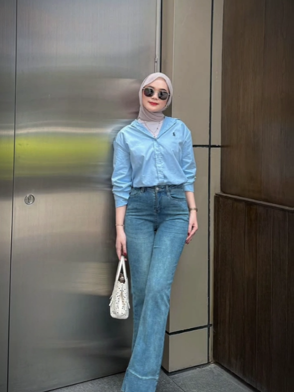 ✨Inspirasi Outfit Simple Hijab✨ #inspirasioutfit #mixnmatch #outfitwanita #tipsoutfit #outfitkece #rekomendasioutfit #outfitideas #OOTD #outfit #fyp #Capcut 