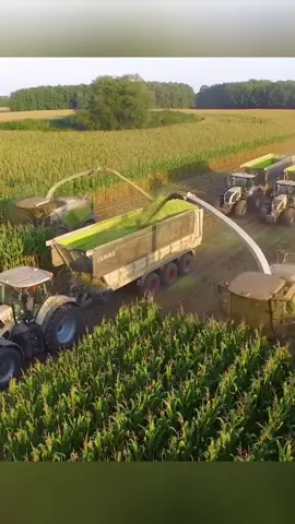 #johndeere #ploughing #tractor #fendt