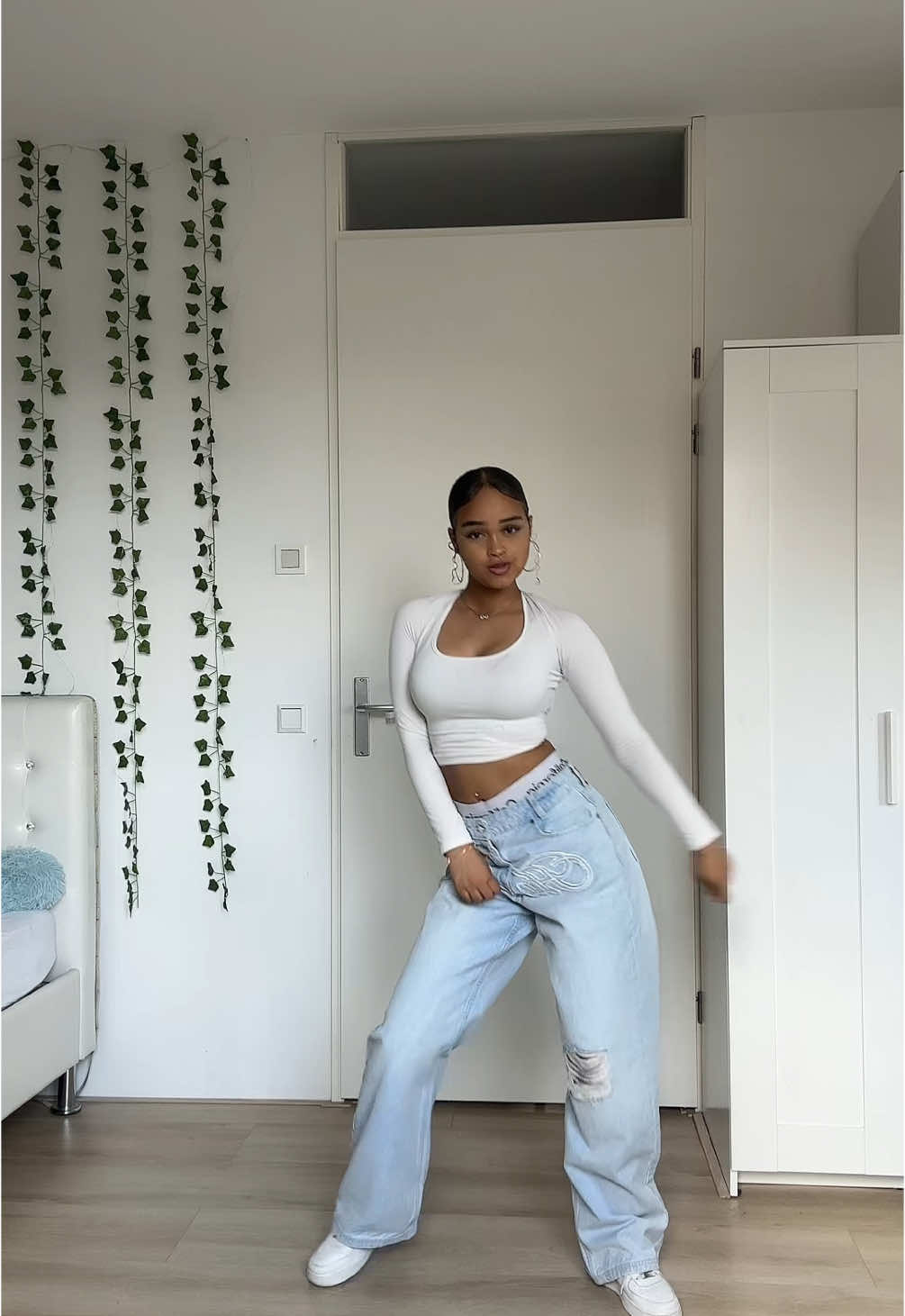 All the stars Dc: @marimacleod✨ #fyp #dancer #allthestars #sza #zyxbca #xyzabc #blowthisup #viraal #destinyjanaya #dancehall #summervibe #viralsong #choreography 
