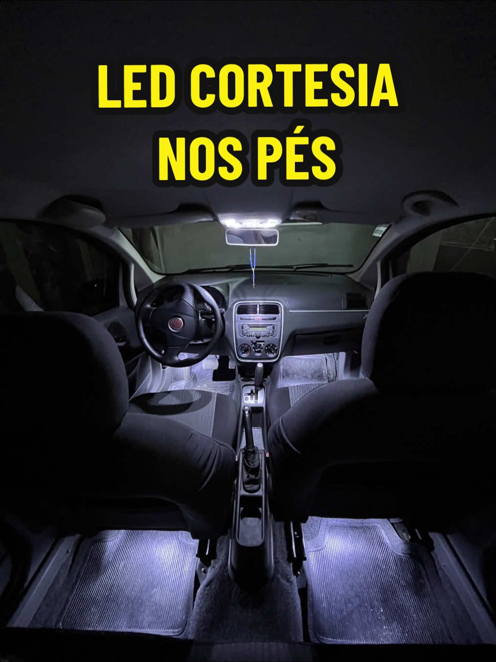 Colocando Leds Cortesia nos Pés no Punto em casa! Aumentou mais 1000 reais na fipe do carro! #punto #fiat #led #carros #projetinho #foryou