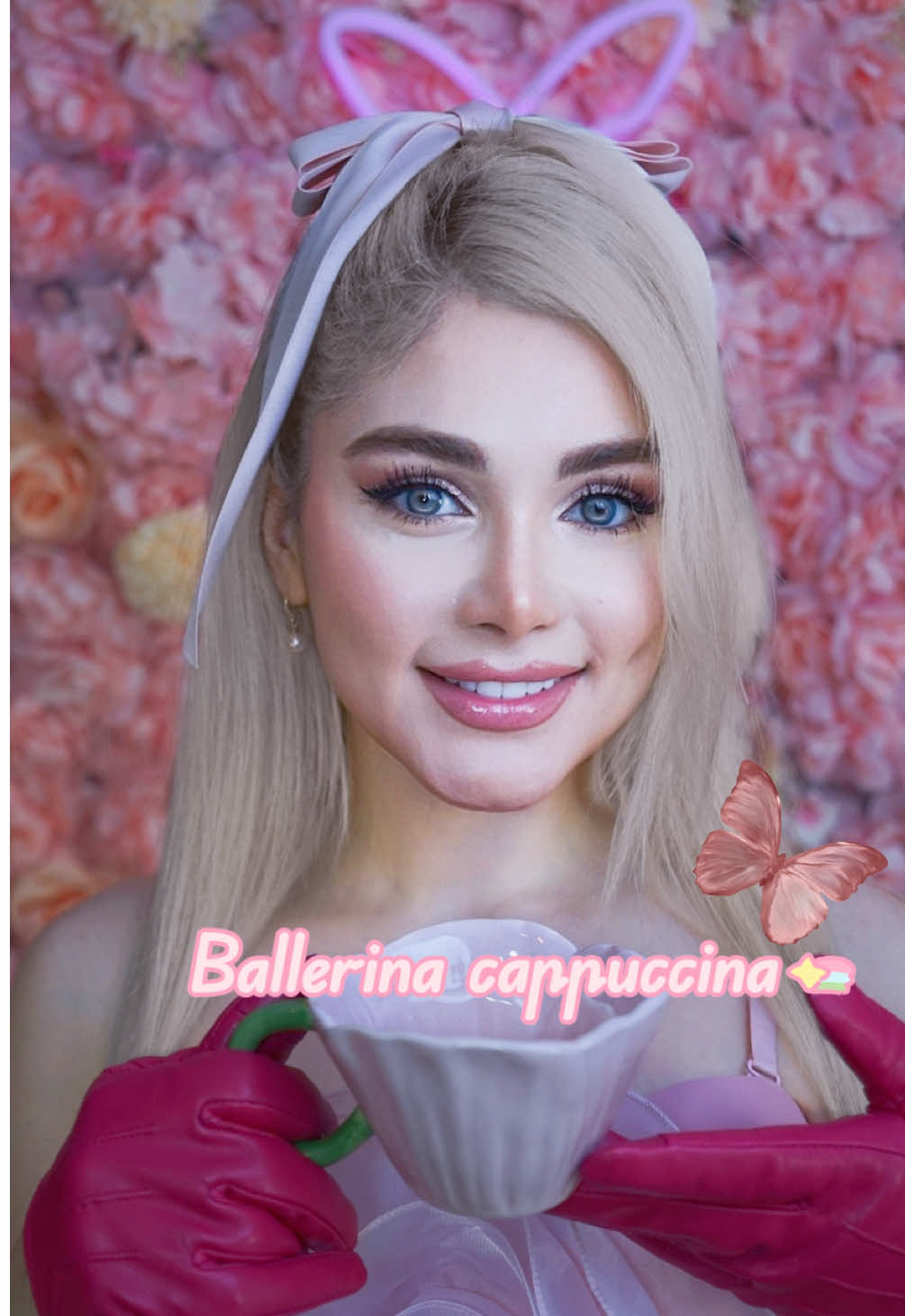 کدوم میکاپو دوست دارید ؟ صورتی و باله ای یا کاپوچینویی ؟😍😂🩰🩷 . . . . . #marbella #spain #influencer #blogger #style #makeup #ballerina #cappuccino #exploring #education #tutorial #Love #barbie #beauty  . . #زیبا #میکاپ #آموزش #باربی #اکسپلور #بلاگر #ایران #تهران #عشقِ #استایل #‌پاپیون #قهوه #کاپوچینو 