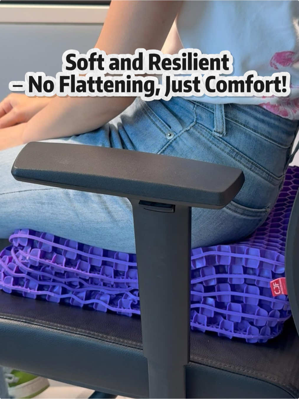 Soft and Resilient – No Flattening, Just Comfort! #PurpleSeatCushion#GelSeatCushion#SeatCushion#WorkFromHomeEssentials#OfficeComfort#BackPainRelief#TeacherLife#TruckDriverComfort#PostureSupport#HomeOfficeSetup#cars#automobileaccessories#cargoodthing#carsoftiktok#TikTokshop#tiktokshopping#desksetup#GamingSetup#officelife#gelcushion#seat#gel#seatcushion#chaircushion#gelseatcushion#honeycomb#longrides.
