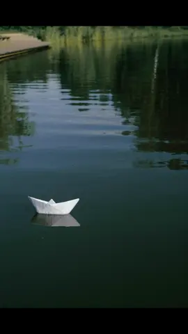 Perahu Kertas #maudyayunda #perahukertas #lirik #lagu #fyp