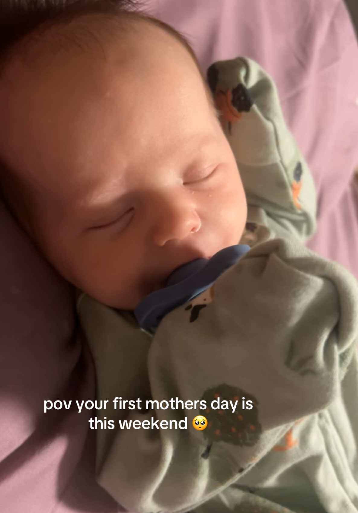 he will be 4 months old next saturday and im NOT okay😭😭😭  #familiesoftiktok #babiesoftiktok #MomsofTikTok #youngmom #mothersday 