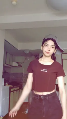 chata pare Ki nani😅🤭#itsmesanu🖤 #trendingvideo #smilegirl😊 #xettrinigirl💗🕊️😙 #dancelovers💃❣️ 