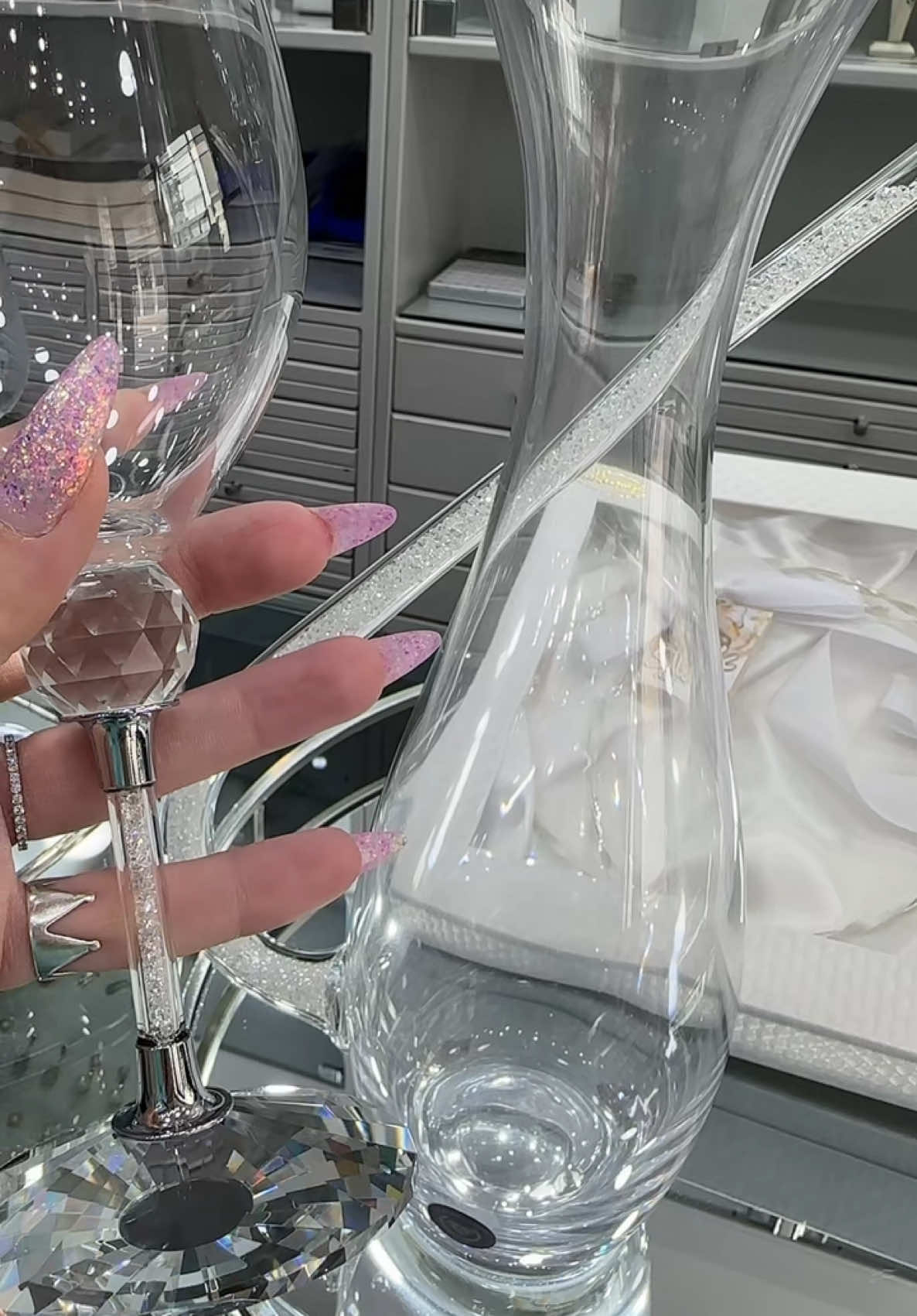 ΠΡΟΣΦΟΡΑ 👰‍♀️🤵‍♂️ ΣΕΤ ΚΟΥΜΠΑΡΟΥ στα 190€ στο www.evaptisi.com  👉🏼Τα πάντα για τον γάμο και τη βάπτιση στο @evaptisi Αγίων Αναργύρων 16!  👉🏼Καλέστε στο ☎️ 2102626370 για να κλείσετε το ραντεβού σας! 👉🏼Μπείτε στο site μας EVAPTISI.COM και δείτε τα αμέτρητα σχέδια μας🫶🏻