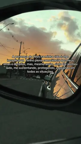 Mesmo imperfeita, sou amada por um Deus perfeito. E é essa presença que me levanta todos os dias. #saudementalimporta #fouryoupage #fouryou 