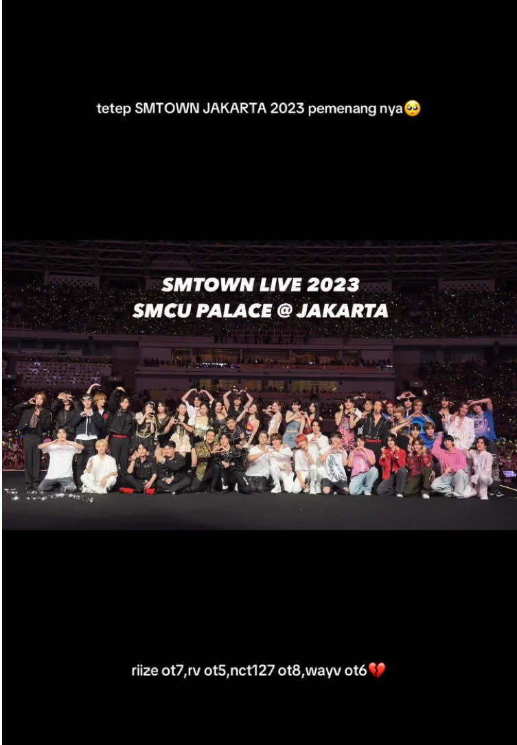 tidak menyesal nonton walaupun di genteng🥺💗 #smtown #smtownjakarta2023 
