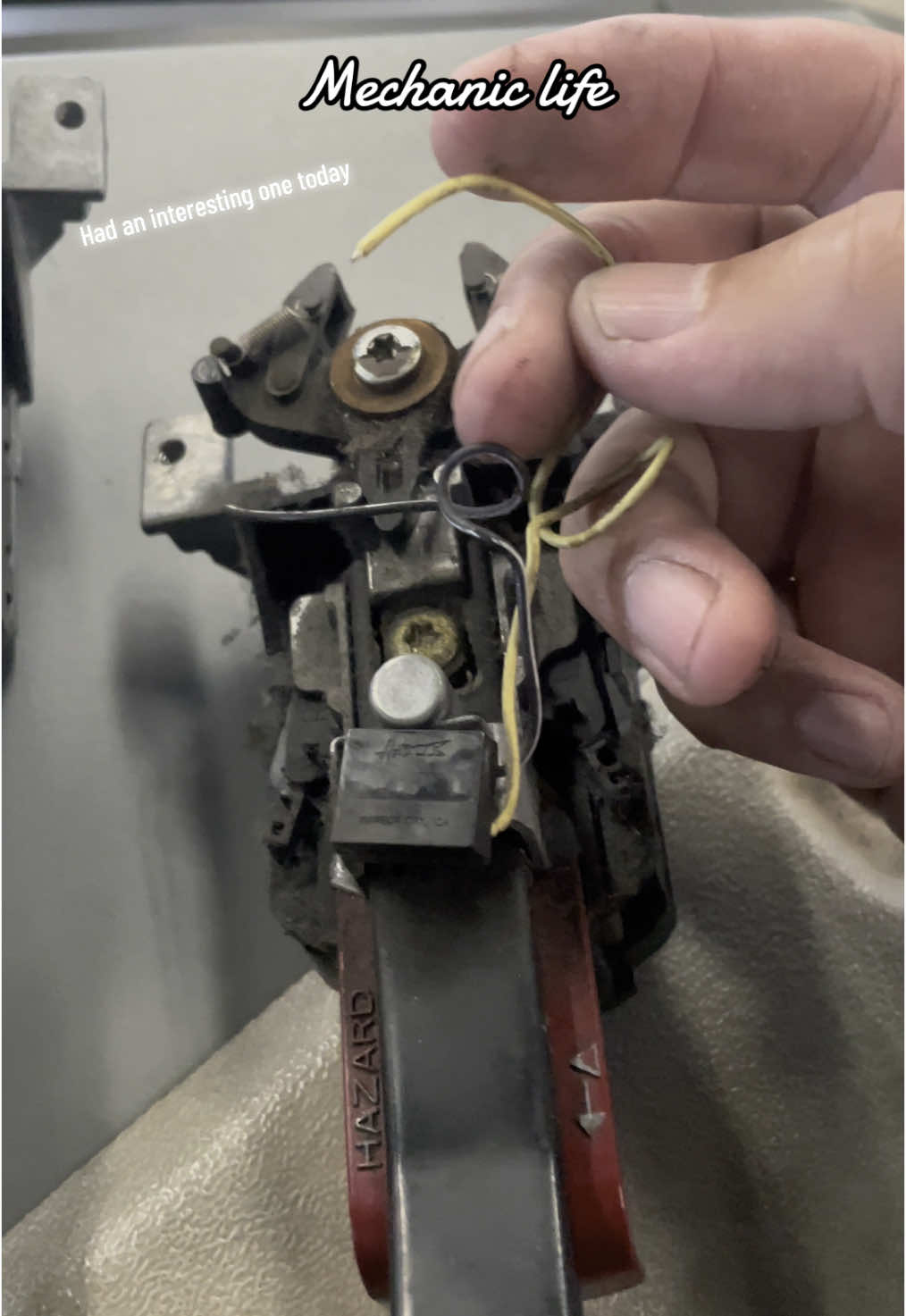 Interesting find today #carrepair #cartips #mechanic #mechaniclife #cars #fyp 