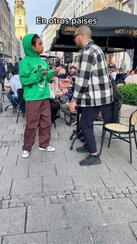 Mi barrio no es fácil 😂😂😂