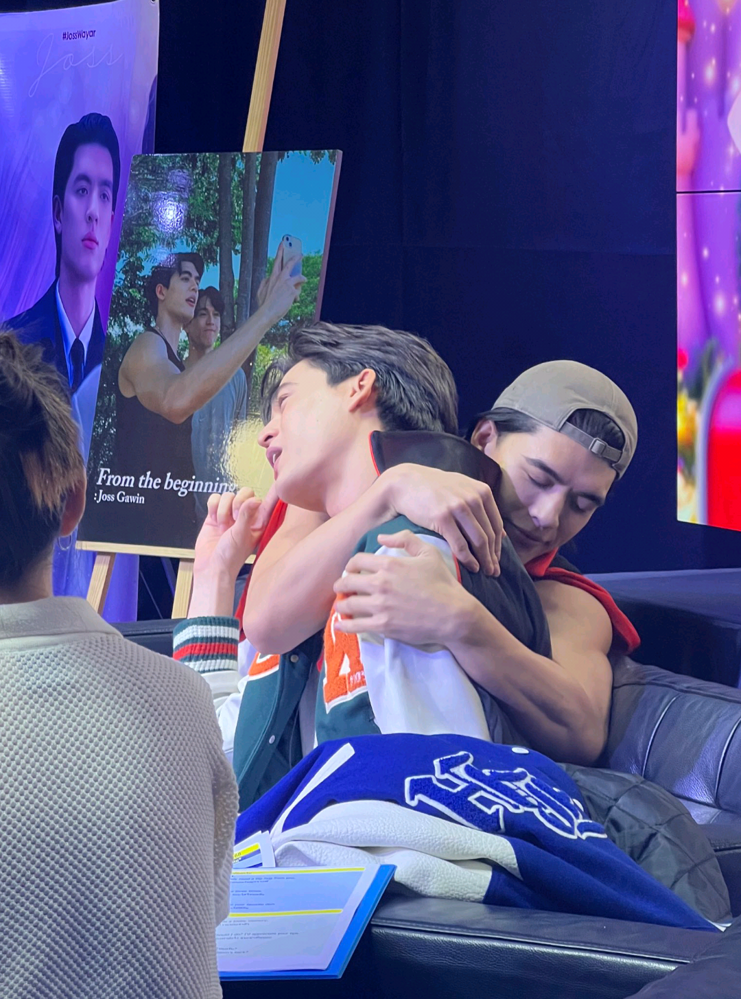 Pelukannya itu loh 🫵🏻🥹🥹🥹🥹🥹🥹🥹🥹🥹 . . @Joss Way-Ar @Gawin Caskey  #josswayarsangngern #jossgawin #joss #josswayar #gawincaskey #gawin #mygoldenbloodep9 #mygoldenbloodseries #mygoldenblood #efmfandomlive